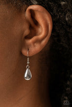 Load image into Gallery viewer, Beachfront Fabulous - Silver-Paparazzi