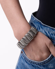 Load image into Gallery viewer, Favorable Fashion-Paparazzi
