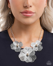 Load image into Gallery viewer, Wiry Wreath-Paparazzi
